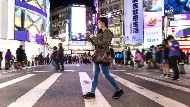 Unlocking the potential of open banking with instant payments