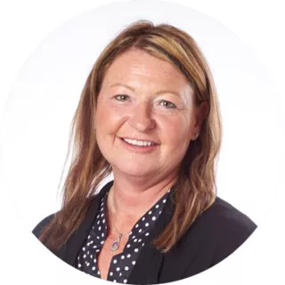 Lisa Pierce 