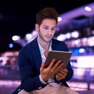 Man using tablet